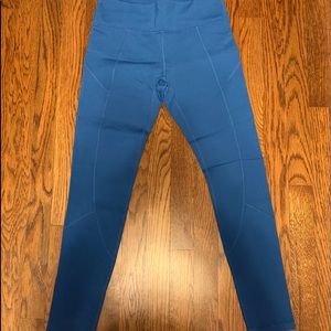 High waist royal blue Leggings soft & stretchy.
